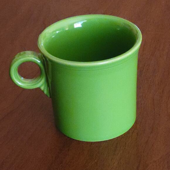 Fiesta Green Mug Homer Laughlin 3.5" Tall Cup Mug Ring Handle - Picture 1 of 9